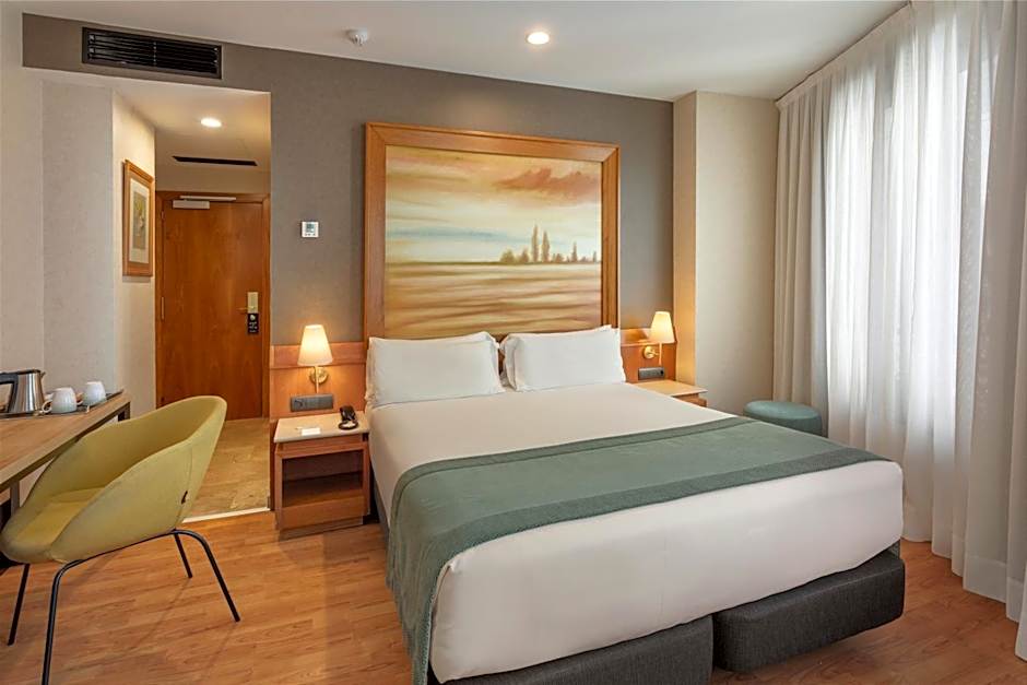 Catalonia Excelsior Hotel