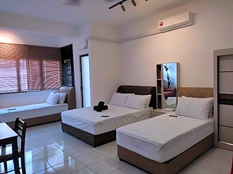 AISYRICH Homestay Swimming Pool @ Nilai-USIM-KLIA