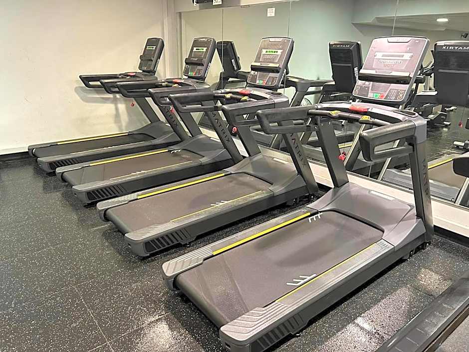 Crowne Plaza Minneapolis West By IHG