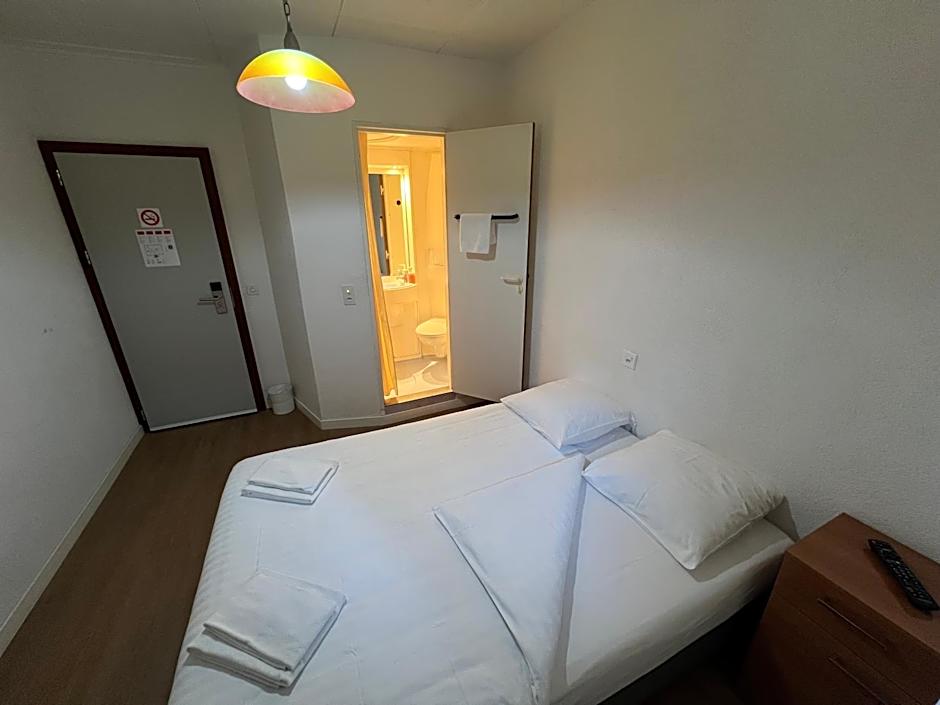 Hotel Abaca