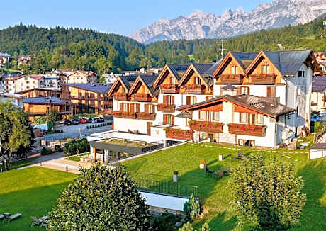Il Piccolo Dolomiti Resort