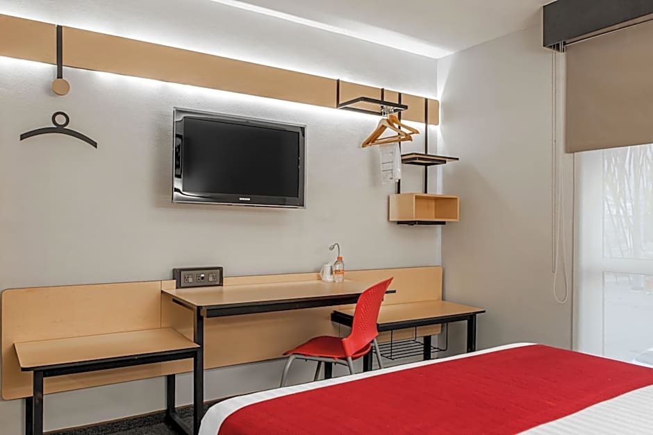 City Express by Marriott Querétaro Juríca