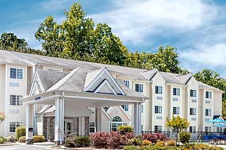 Microtel Inn & Suites by Wyndham Gardendale/Birmingham North