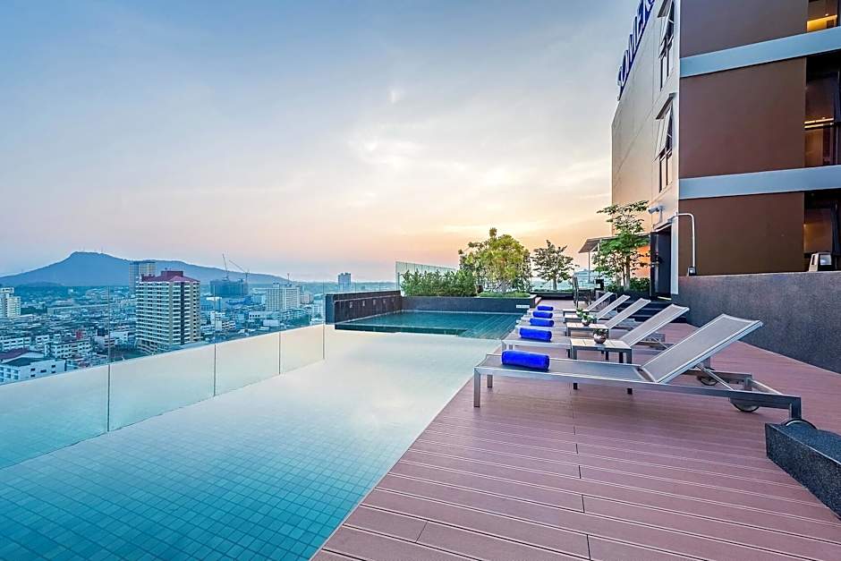 Somerset Harbourview Sri Racha