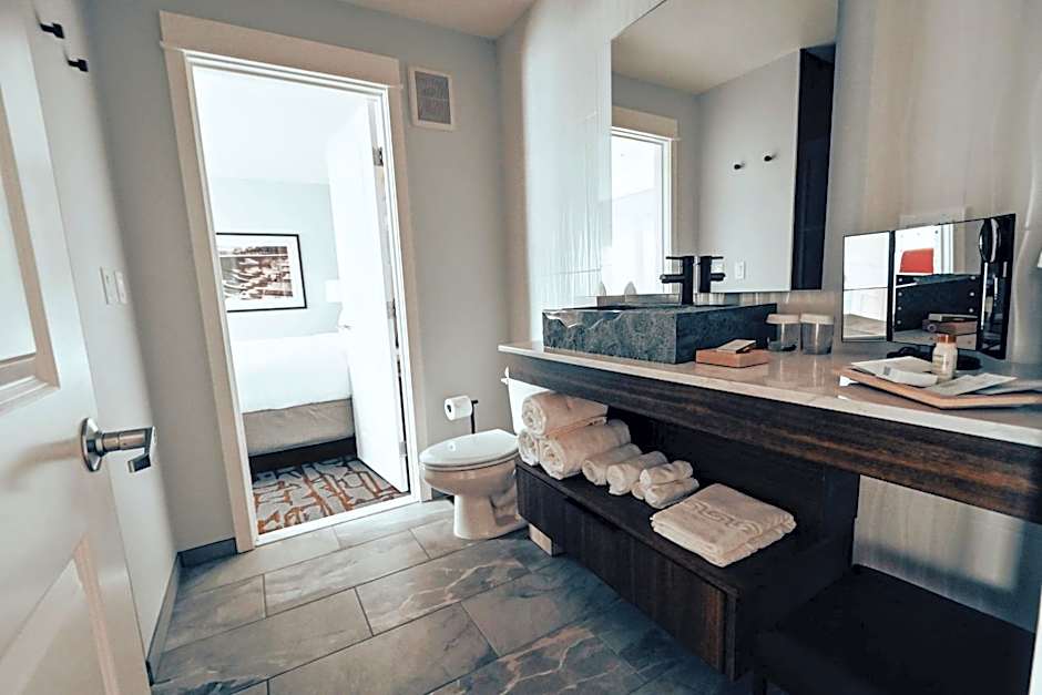 Cannery Pier Hotel & Spa