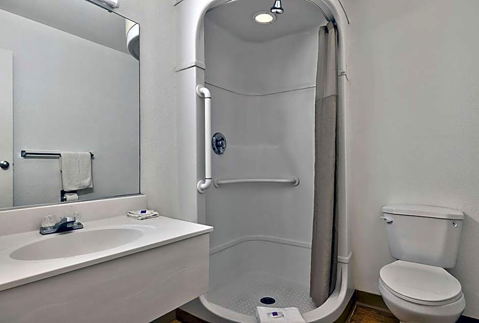 Motel 6-Bloomsburg, PA