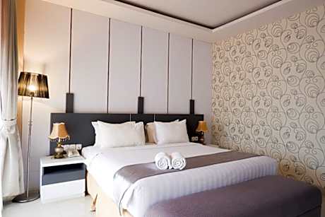 Junior Suite Room