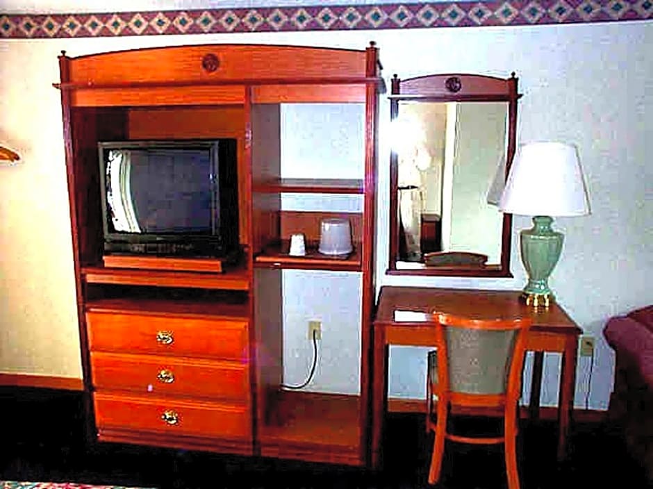 Wesley Inn And Suites