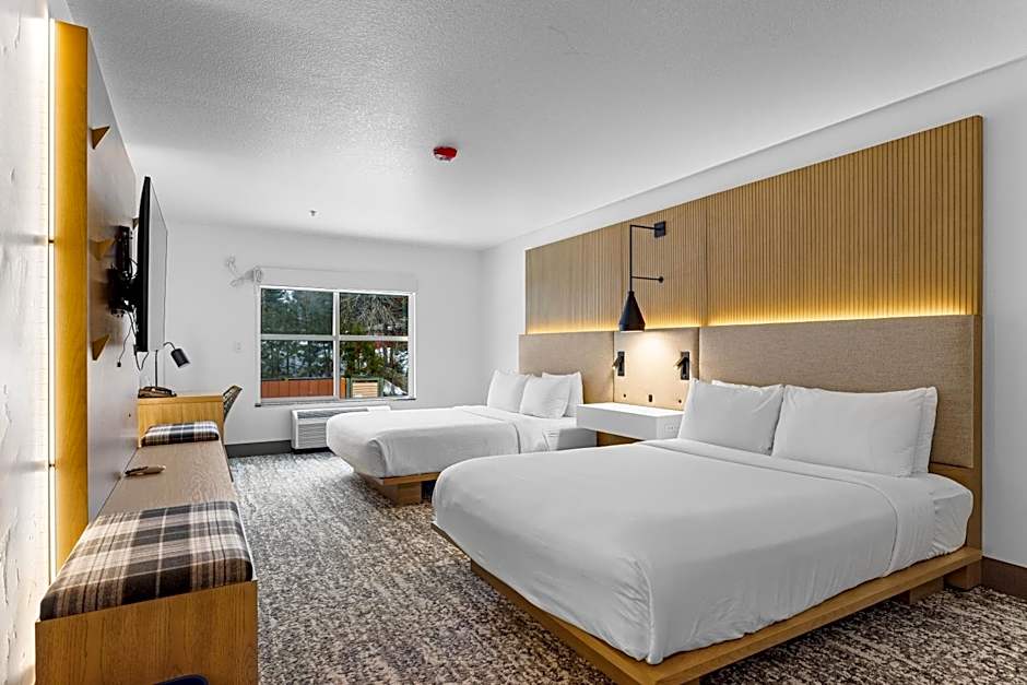 The Evergreen Hotel