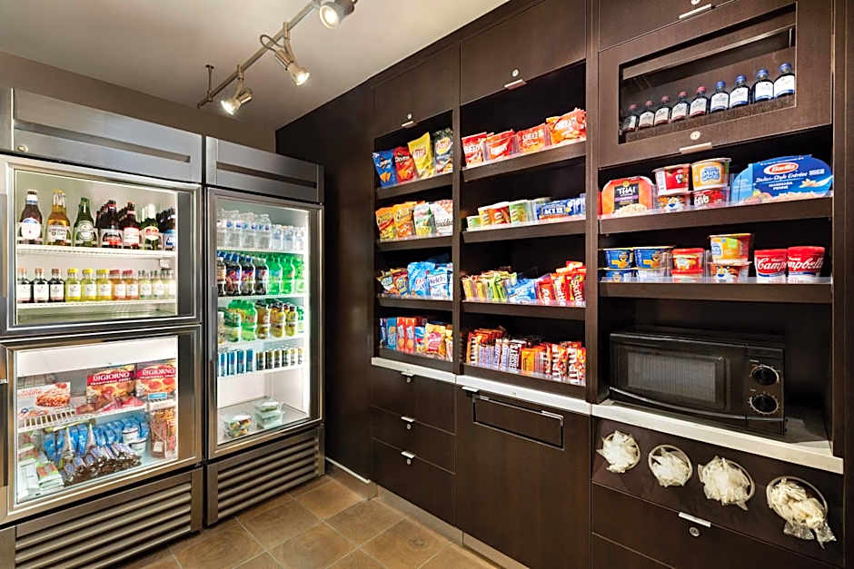 Courtyard by Marriott Topeka