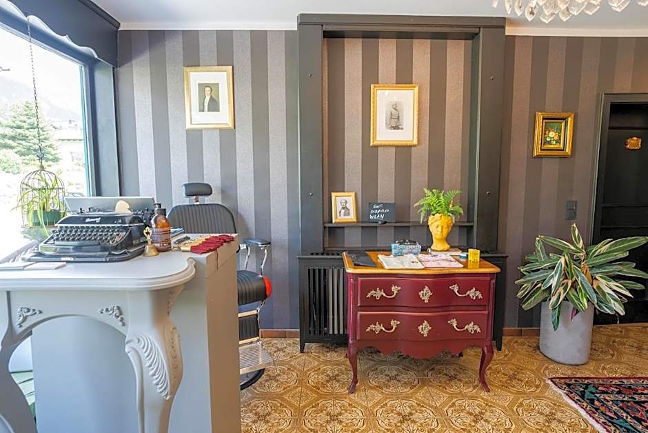 VILLA OXA - Boutique Design Hotel