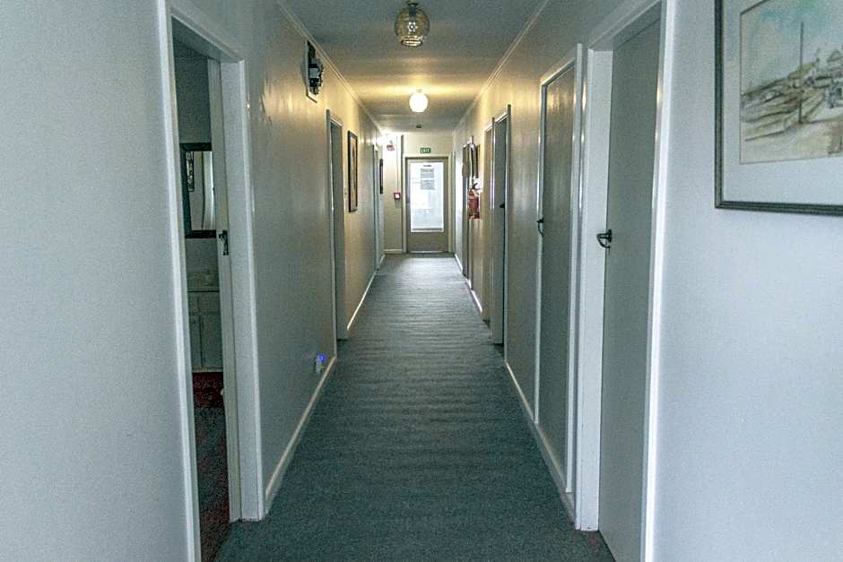 The Pier Lodge Bed And Breakfast