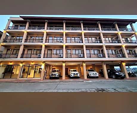 Riverside Houayxay Hotel