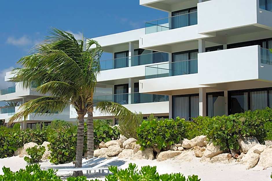 Papagayo Beach Hotel