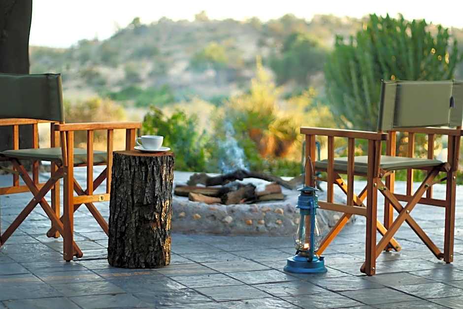 Ivory Wilderness River Rock Lodge