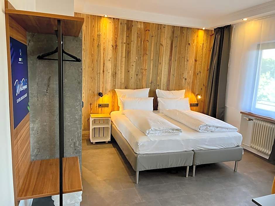 JUNIPRO Hotel Schinderhannes