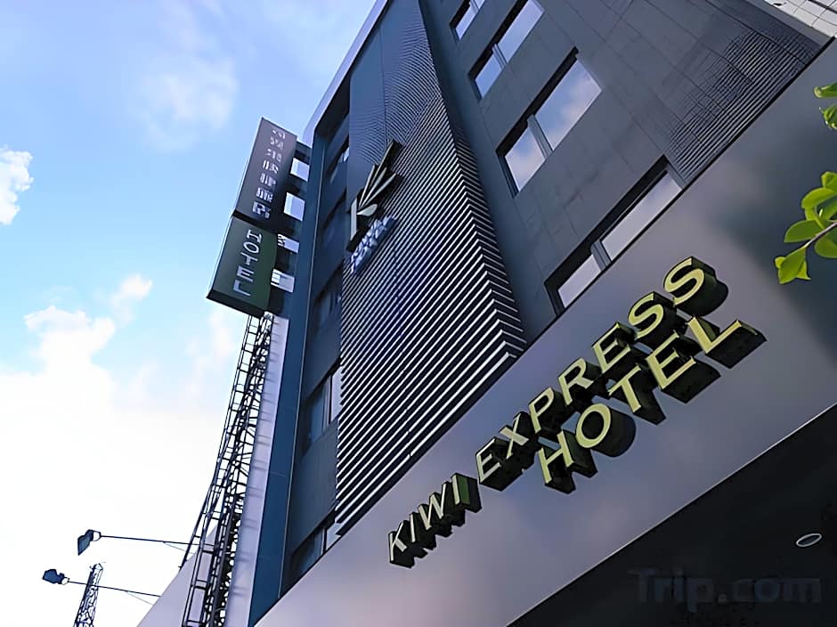 Kiwi Express Hotel – Jiuru