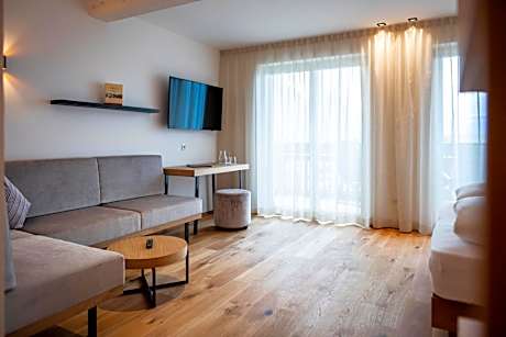 Deluxe Double Room with Castle View