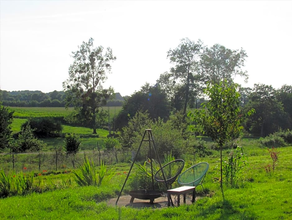 L'Oisiveraie - Ecolieu dans le bocage normand