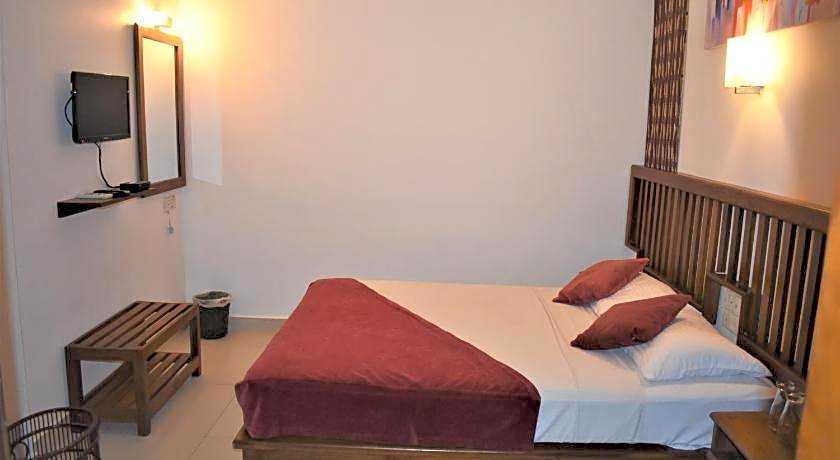 Port View City Hotel