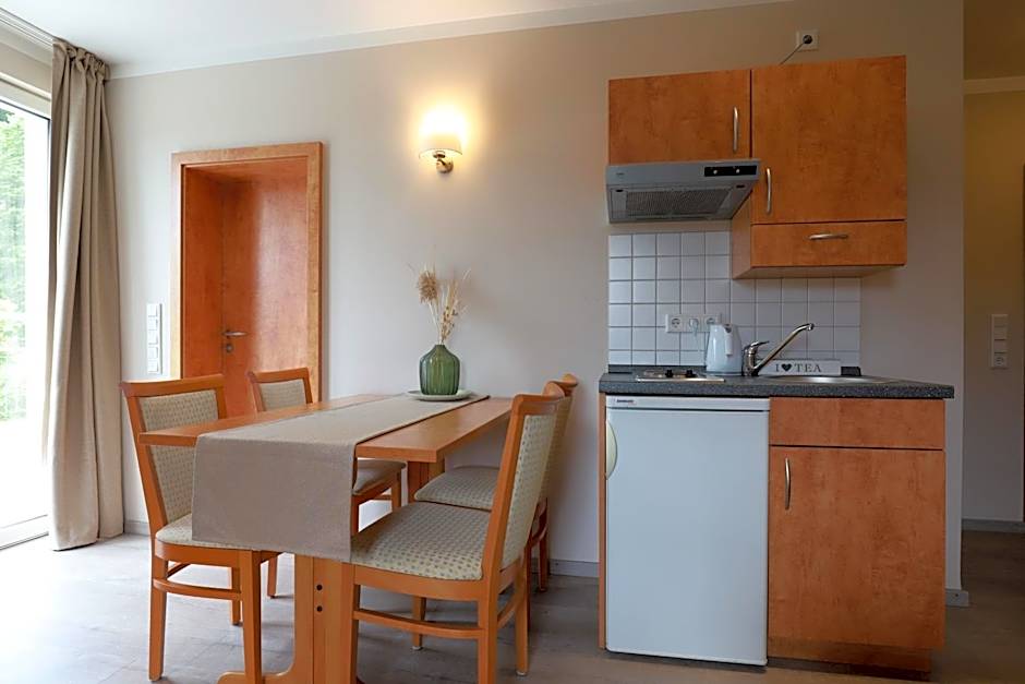 Hofgut Langenborn Wohnen auf Zeit möblierte Apartments Aschaffenburg Alzenau Frankfurt