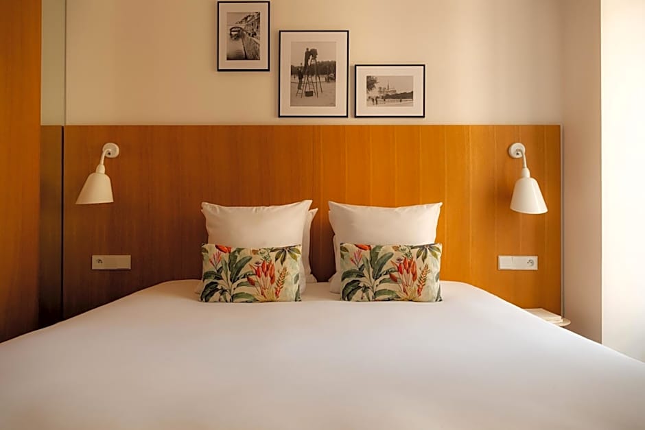 9Hotel Republique