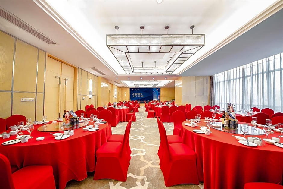 Yueyang Grand Skylight Hotel