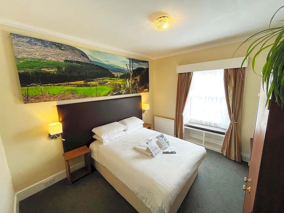 Buccleuch Arms Hotel