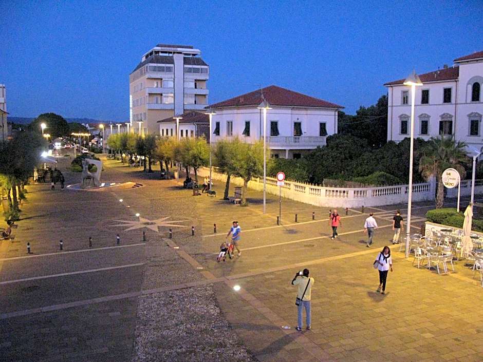 Vintage Hotel Tornese - Business & Events