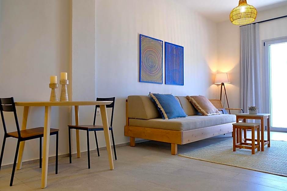 Evia Bay Suites and Retreats