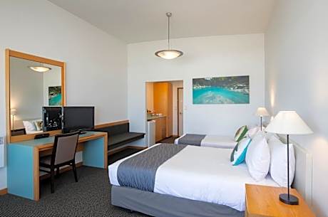 Grand Ocean View Room – Balcony