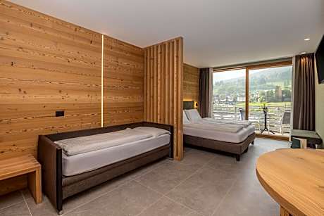 Suite with Mountain View