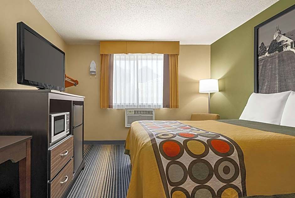 Super 8 by Wyndham Maysville KY