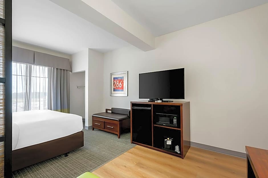 Comfort Suites New Bern near Cherry Point