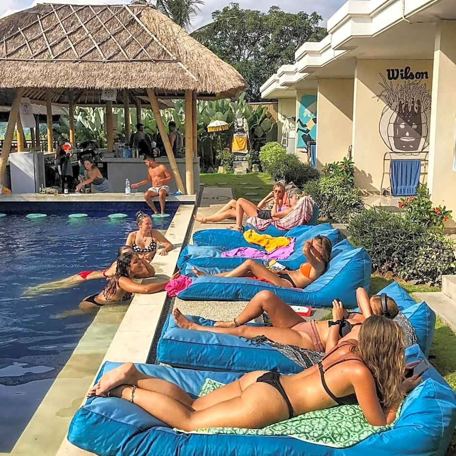 Castaway Hostel