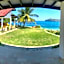 Balong Balong Surf Bungalows & Restaurant