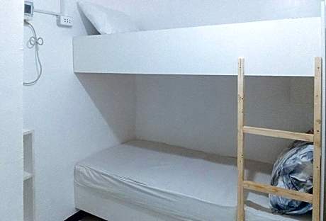 Mixed Dormitory Room