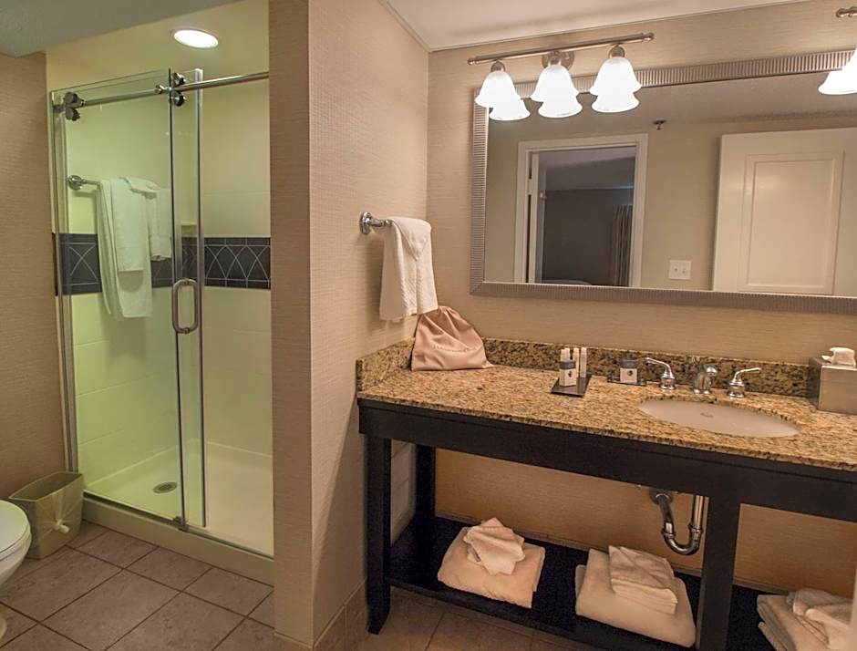 DoubleTree By Hilton Buffalo Amherst