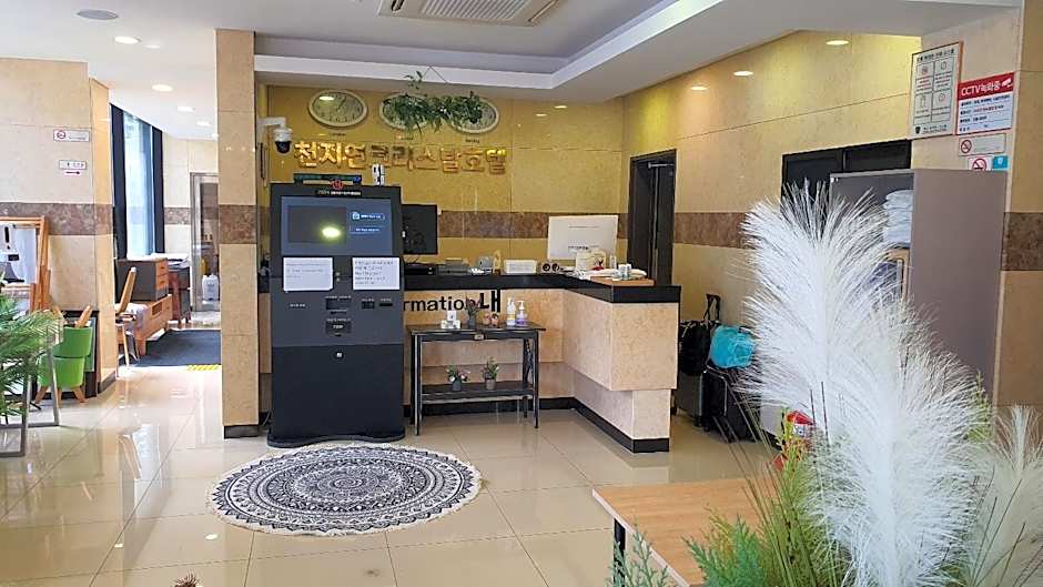 Chun Ji yeon Crystal Hotel