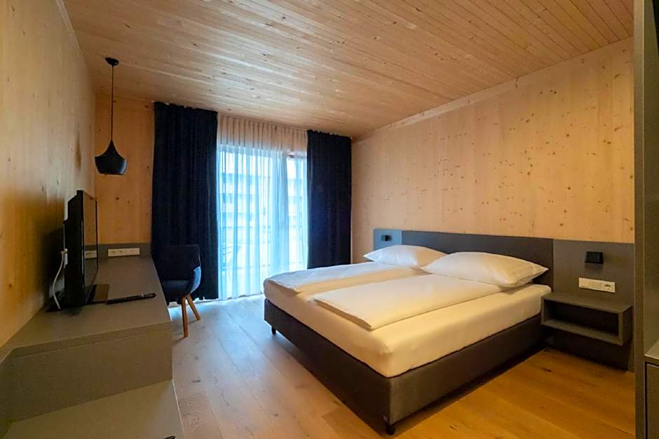GästeHAUS & HOFküche Öllerer