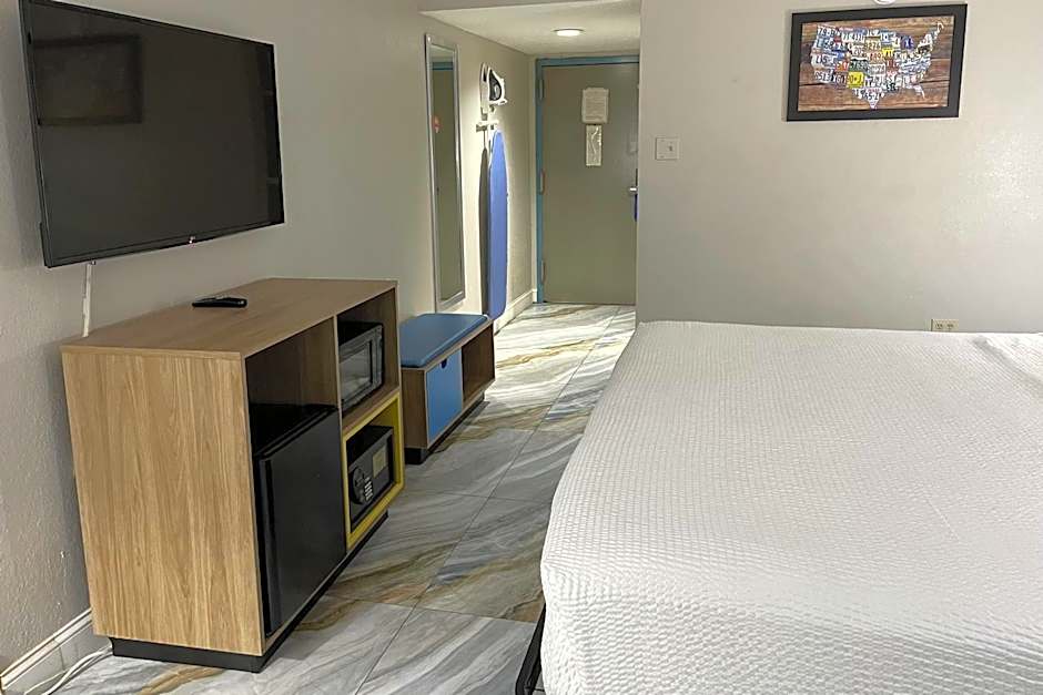 Days Inn by Wyndham Jersey City