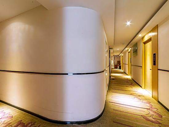 NuanJiaoLuo Hotel