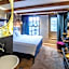 Mister Highland Hotel