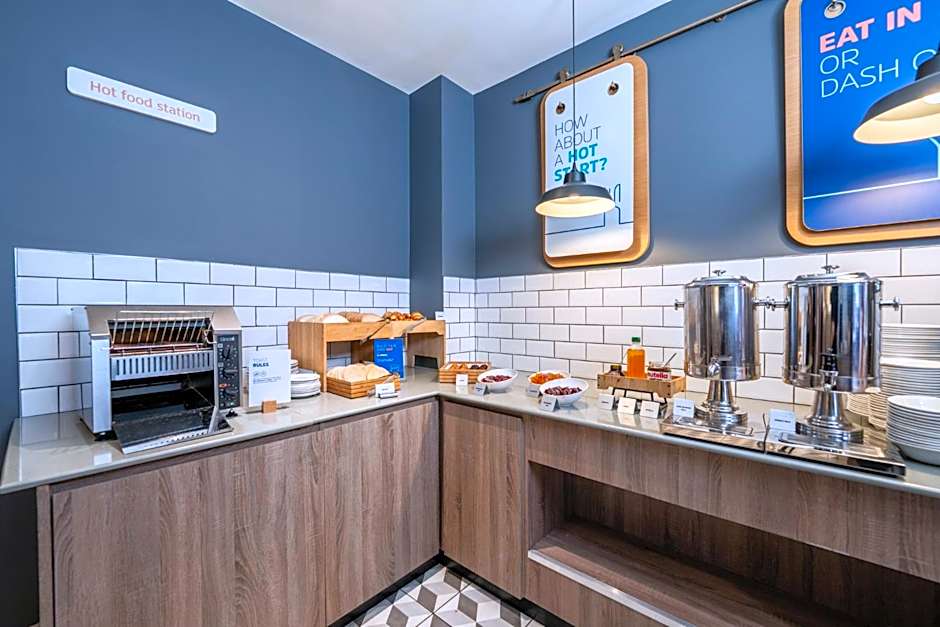 Holiday Inn Express Aberdeen Airport By IHG