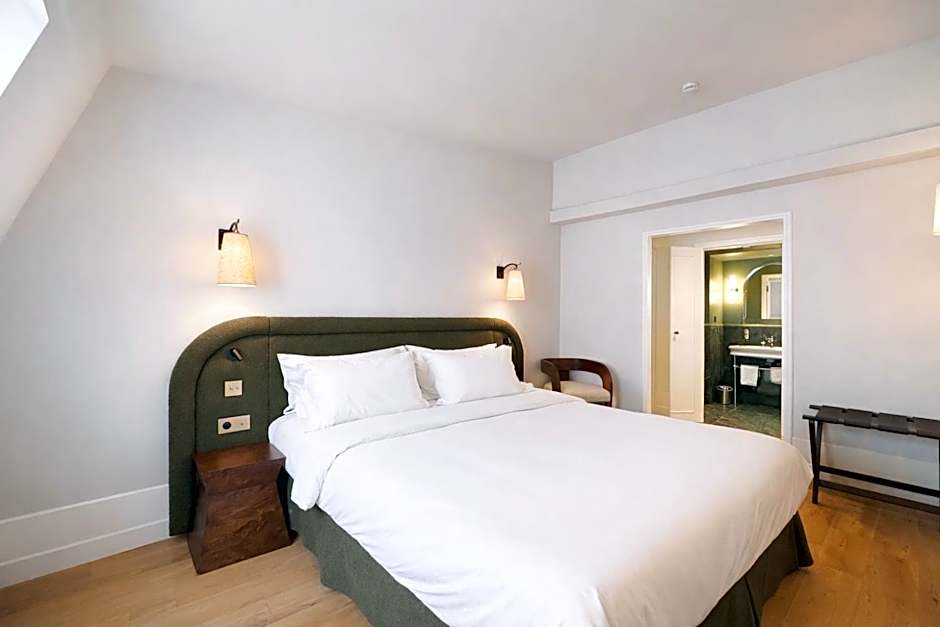 Neuilly Park Hotel