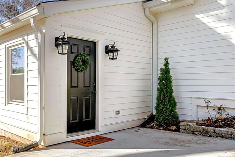 NEW! Highland House of Historic Downtown Franklin