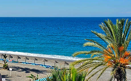 Double Room with Front Sea View