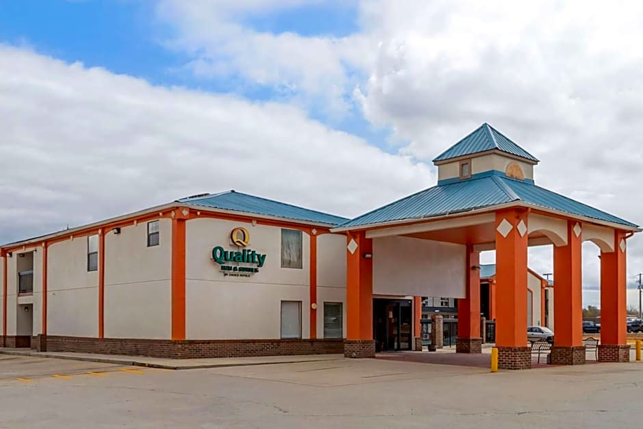 Quality Inn & Suites Decatur Priceville I-65