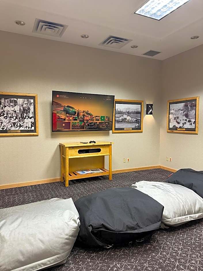 Brewster Mountain Lodge
