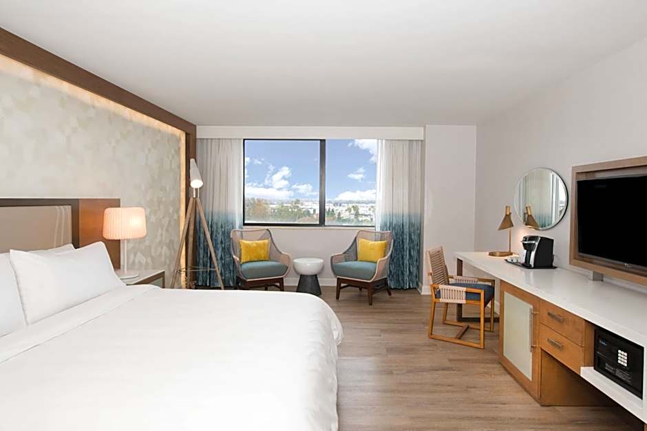 Renaissance Newport Beach Hotel